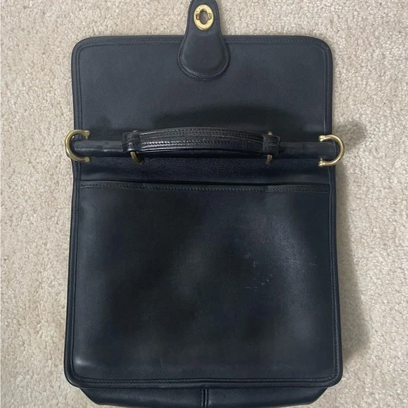 Vintage Black Leather Willis Crossbody Bag - Picture 8 of 10